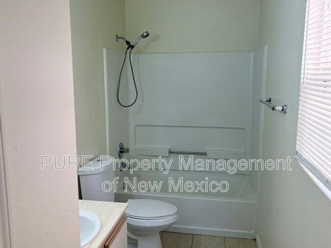 Building Photo - 404 Desert Rock Dr SW