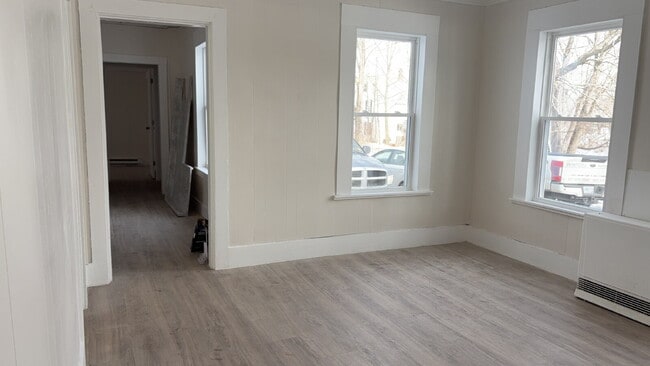 Building Photo - 3BR with Views of Presumpscot River | Newly Renovated | Heat Included | Bright + Quiet Location