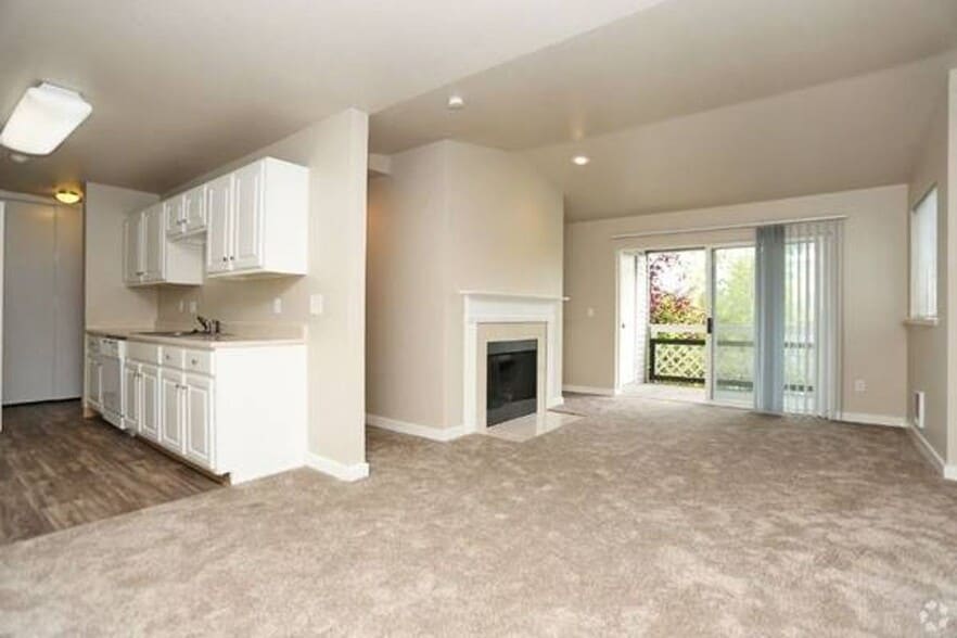 Interior Photo - Signature Apartments