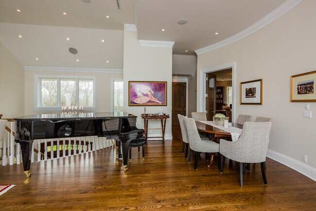 Building Photo - 21 Beech St