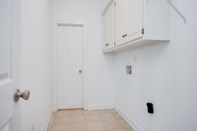 Building Photo - 434 Keeling Ln