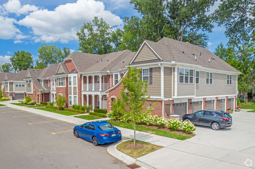 Primary Photo - Annsbury East Apartments