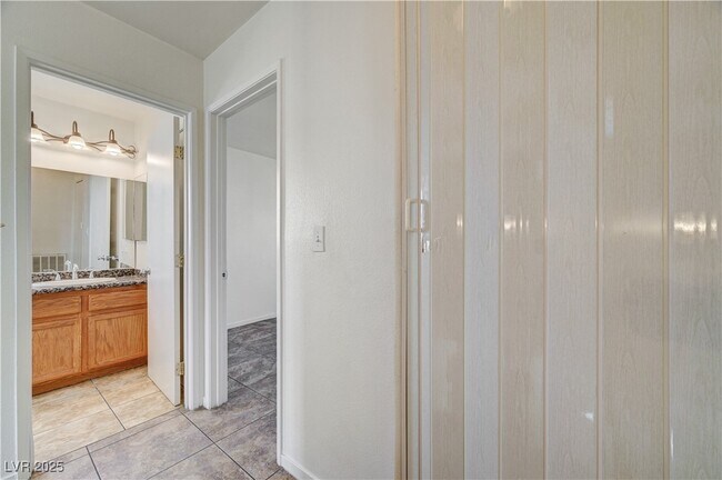Building Photo - 2275 Windmill Grove Ct