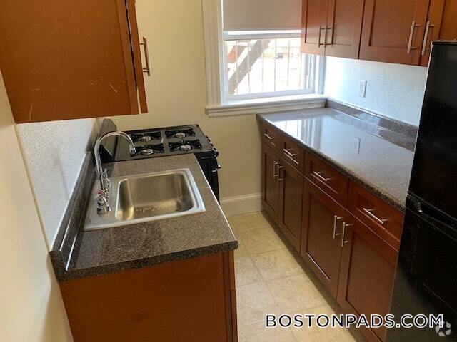 Building Photo - 1175 Boylston St