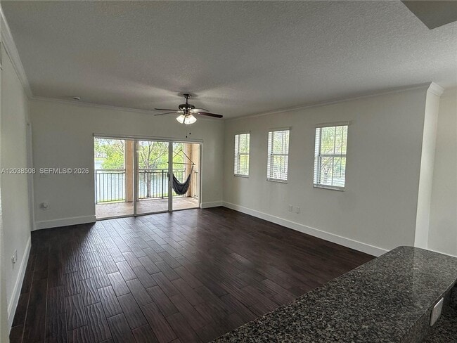 Building Photo - 2442 Centergate Dr