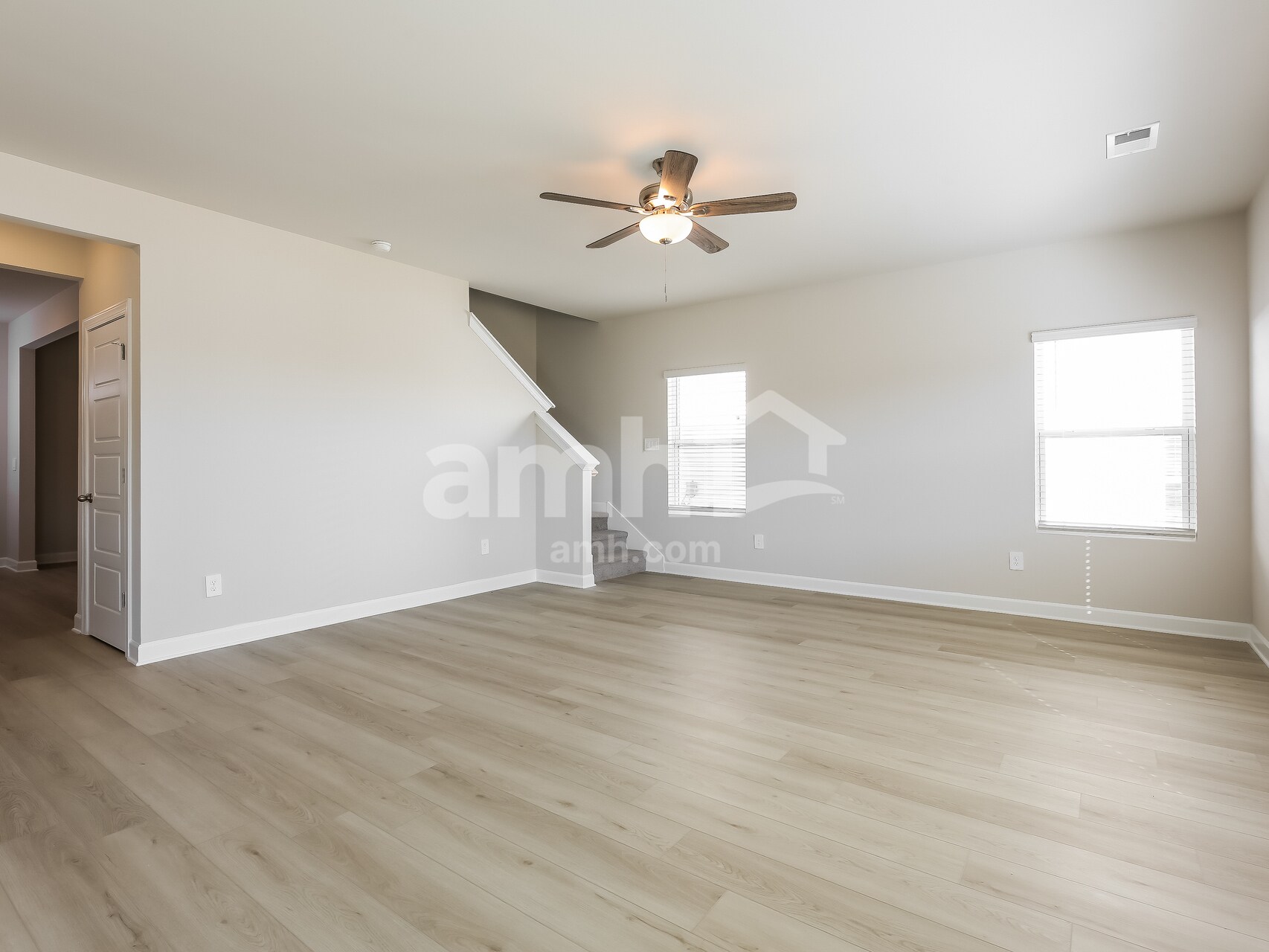 Building Photo - 782 Treeline Rd