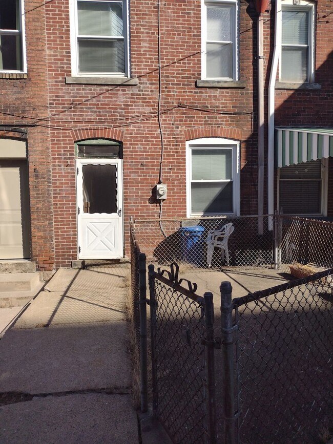 Building Photo - Beautiful Home for Rent