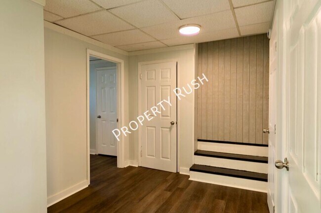 Building Photo - 2290 Malibu Dr SE