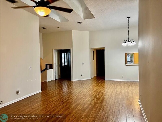 Building Photo - 5307 Buckhead Cir