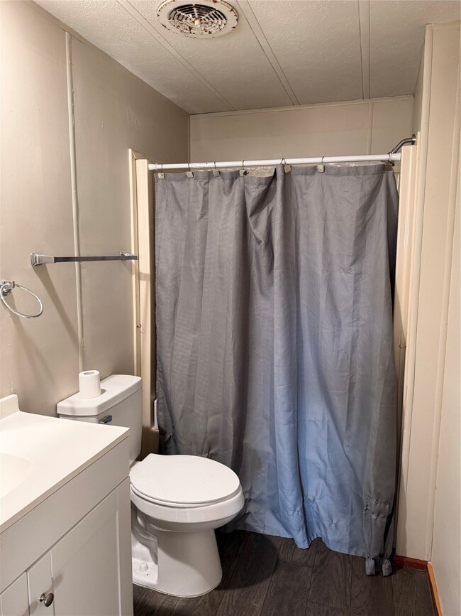 Building Photo - 3305 Luza Ln