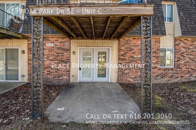 Building Photo - 4139 Oak Park Dr SE