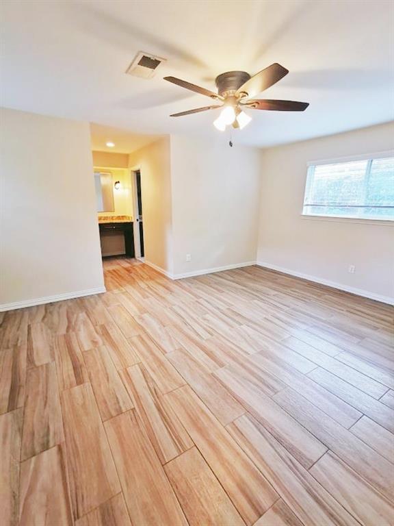 Building Photo - 10307 Cedarhurst Dr