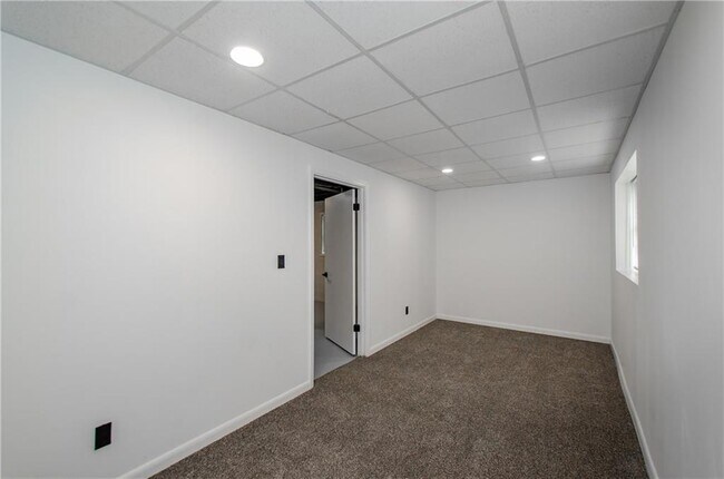 Building Photo - 3833 Wedgefield Cir