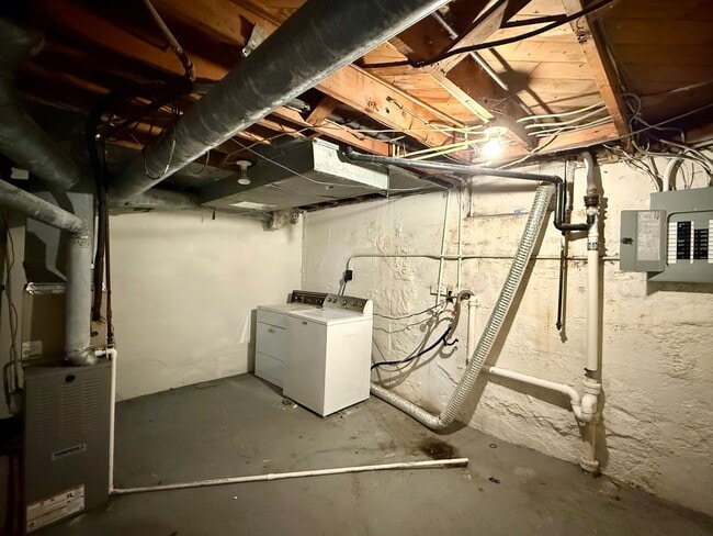 Building Photo - 4008 E Orme St