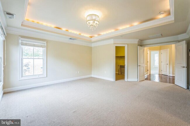 Building Photo - 7000 Eastern Red Cedar Ln