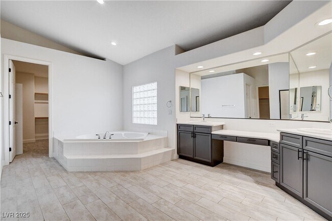 Building Photo - 5148 Villa Vecchio Ct