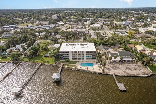 Building Photo - 525 Indian River Ave