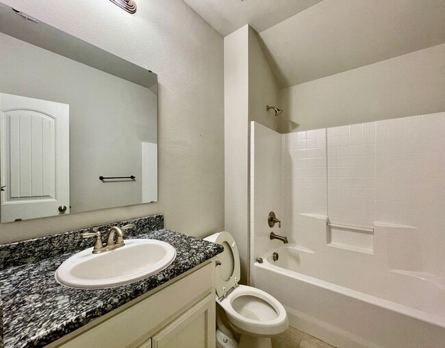 Building Photo - House for Lease in Sherman