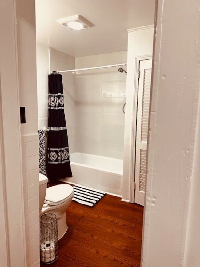 Building Photo - Apartment for rent in Lynn!