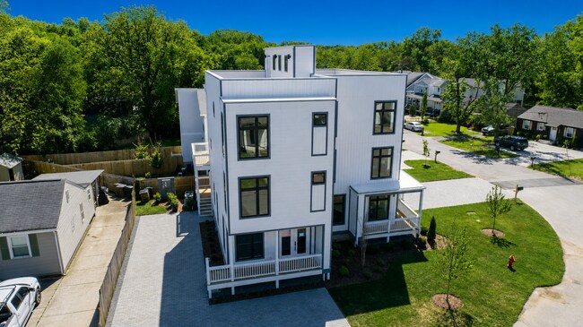 Building Photo - Turn-Key Luxury Rental: Brand-New 4BD + Office w/ Private Sunset Rooftop