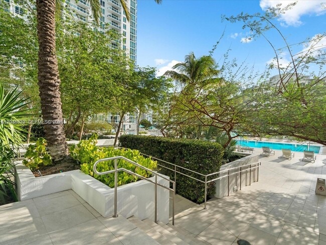 Building Photo - 951 Brickell Ave