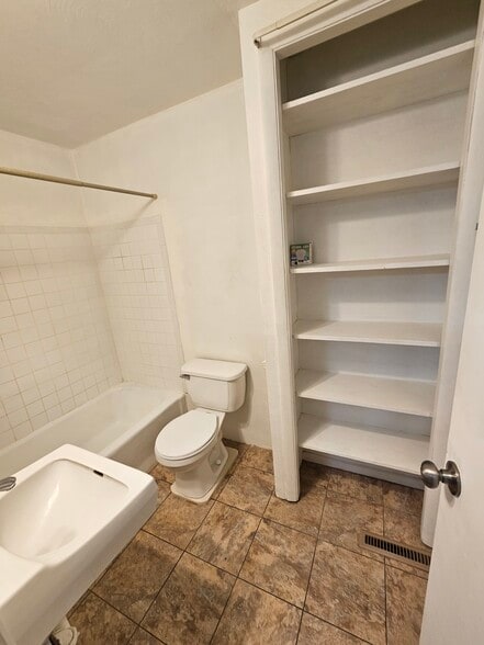 Bathroom - 100 Spruce St