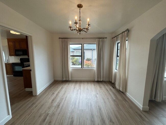 Building Photo - 2BR/ 1BA House In South Salinas