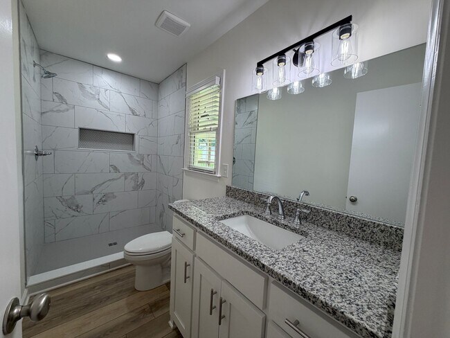 Building Photo - Adorable renovated 3-Bedroom 2-Bath House in Oconee County, GA