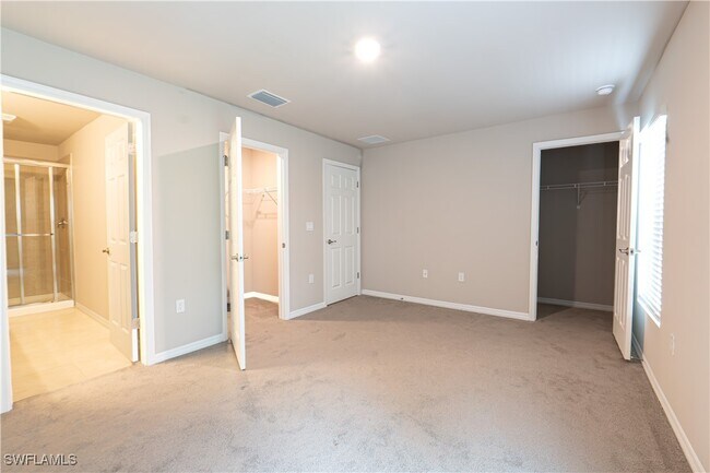 Building Photo - 15421 Wildflower Cir