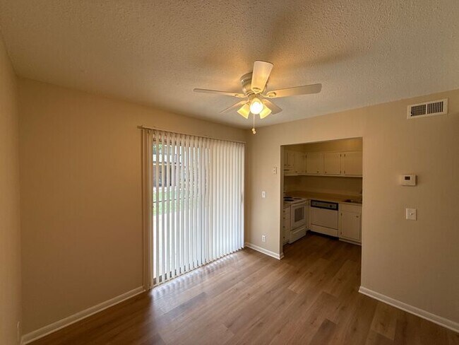 Building Photo - T.R. Lawing Realty Property