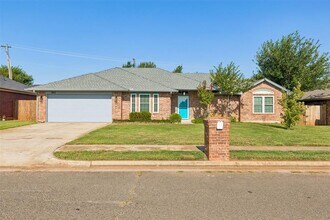 Building Photo - 8801 Scirocco Cir