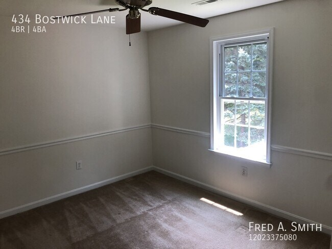 Building Photo - 434 Bostwick Ln