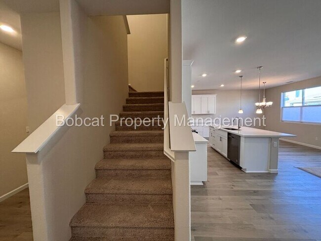 Building Photo - 852 Furlong Dr