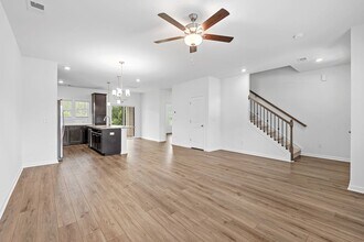 Building Photo - New Construction Traditional Home - 3 BR, ...