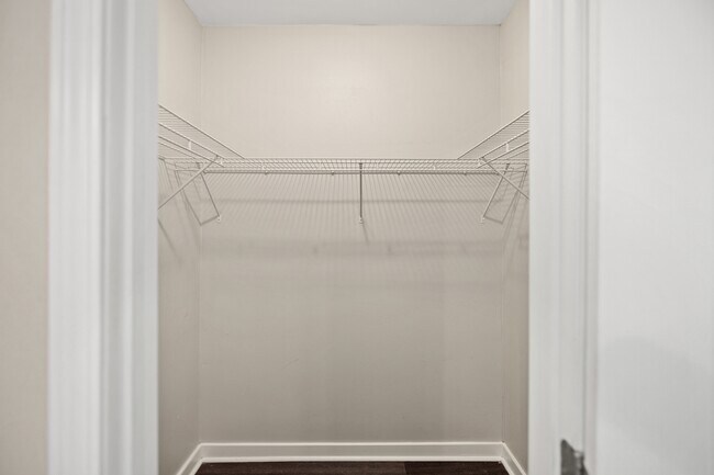 Building Photo - 200 Spencer Dr