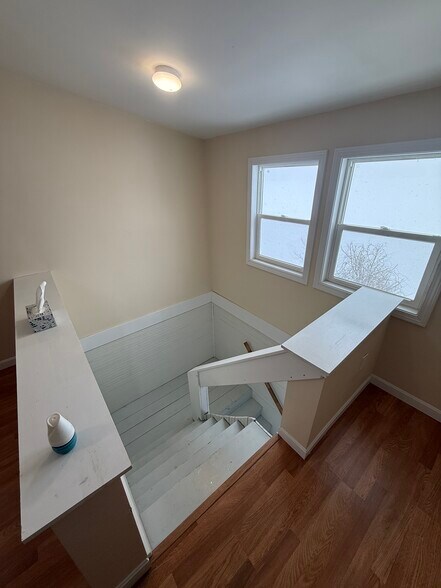 Building Photo - 19 Mattson Ave