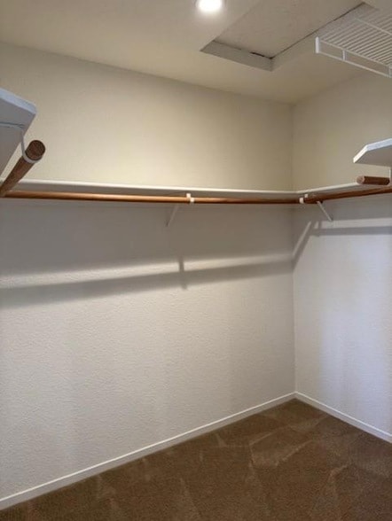 Building Photo - 511 N San Mateo Dr