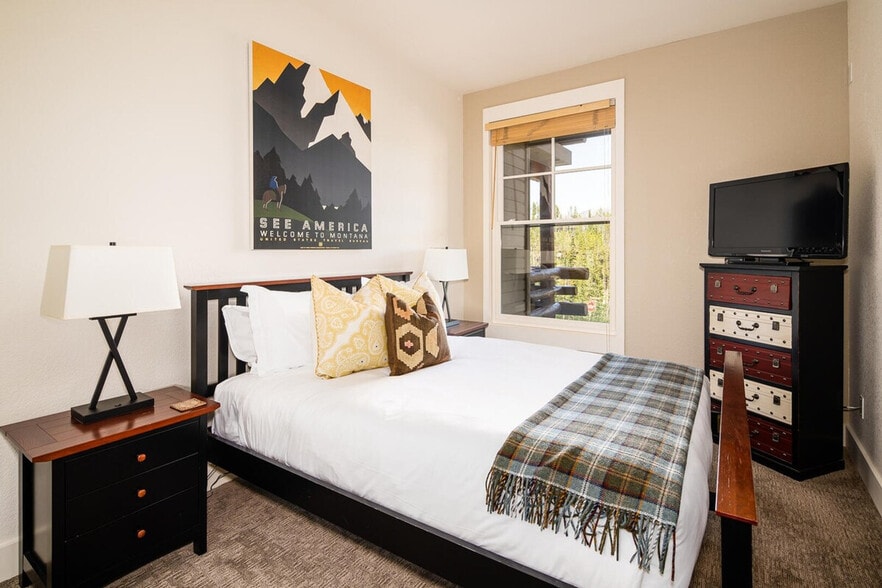 Building Photo - c4 Saddle Ridge Rd