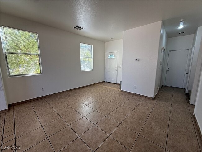 Building Photo - 5968 Hickory Nut Ave
