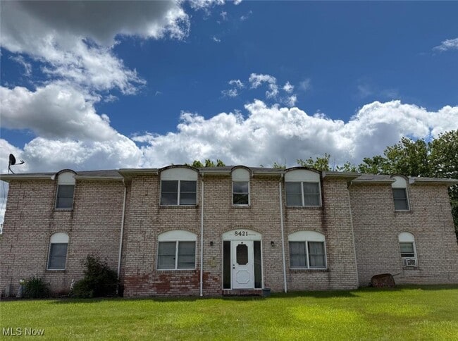 Primary Photo - 8421 Colwyn Ct