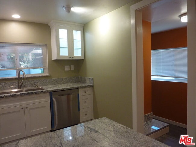 Building Photo - 375 N Avenue 52