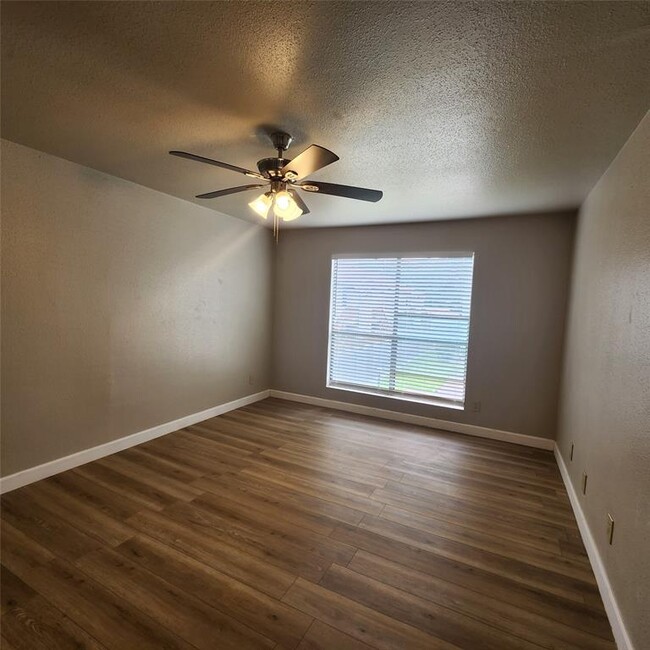 Building Photo - 14777 Wunderlich Dr