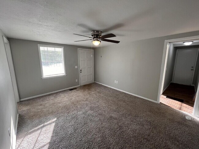 Building Photo - Cozy 3BR Rental in Pearl, MS – Spacious Ya...