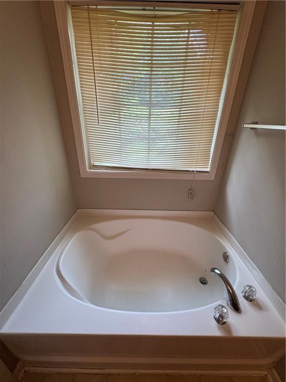 Building Photo - 1221 Oak Knoll Ct