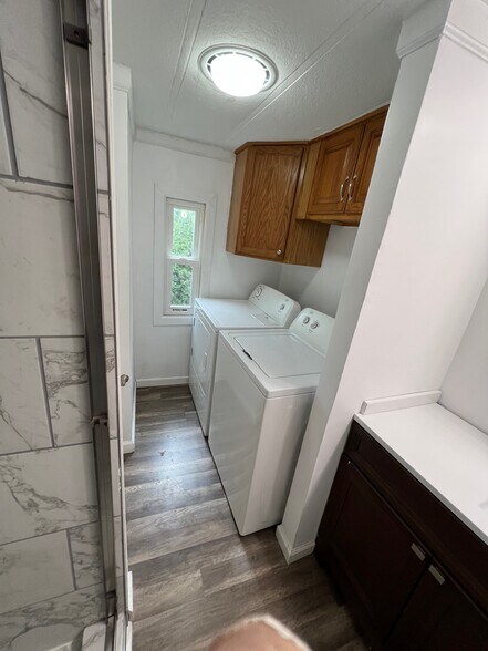 Building Photo - 4408 Sanford Ct