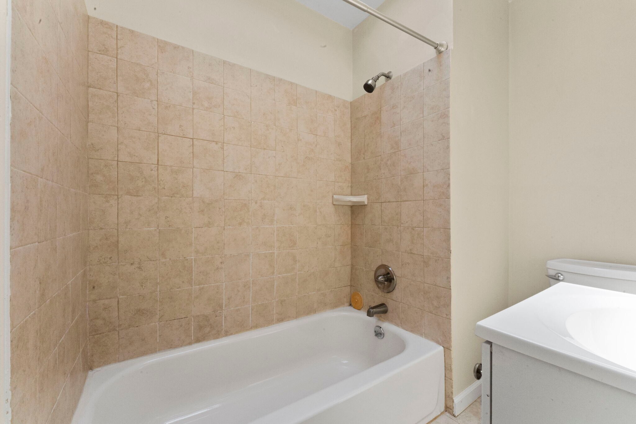 Building Photo - 2314 76th Ave