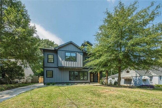 Building Photo - 34 Candler Rd NE