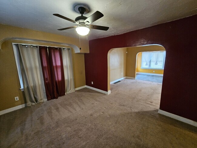 Building Photo - 15218 Shiloh Rd