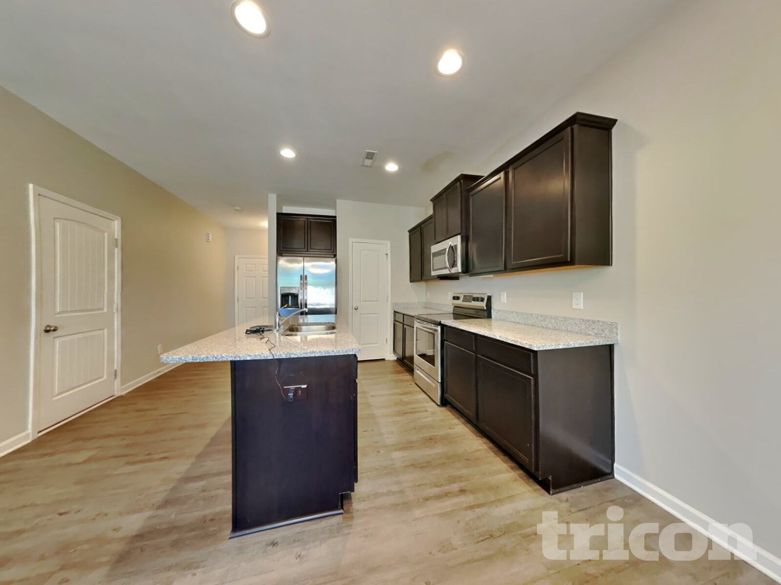 Building Photo - 104 Yadkin St