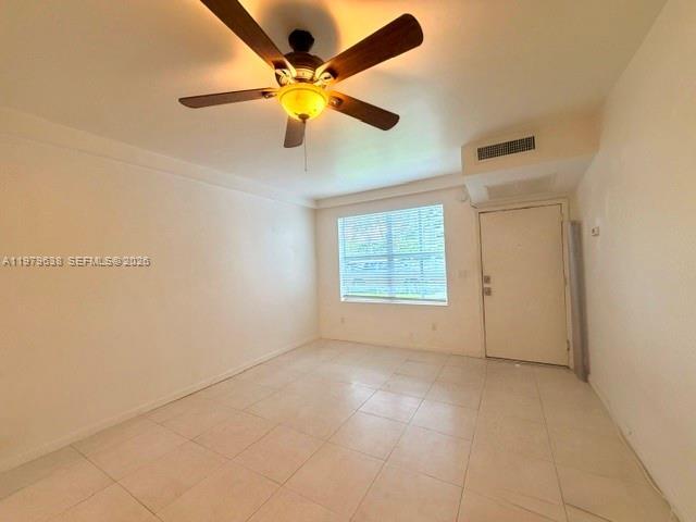 Building Photo - 2445 Lake Pancoast Dr